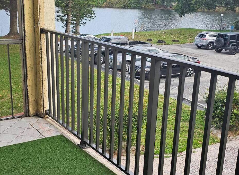 Fully Furnished, Beautiful, Spacious Two Bedroom Condo Lauderhill Eksteriør billede