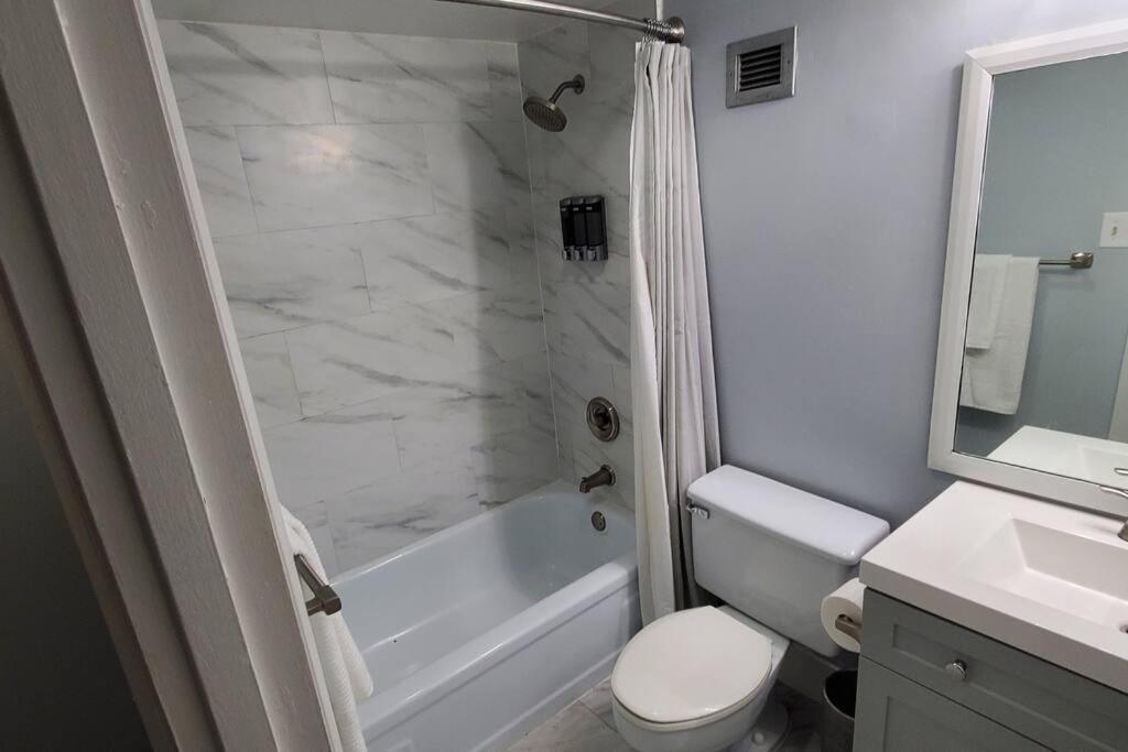 Fully Furnished, Beautiful, Spacious Two Bedroom Condo Lauderhill Eksteriør billede