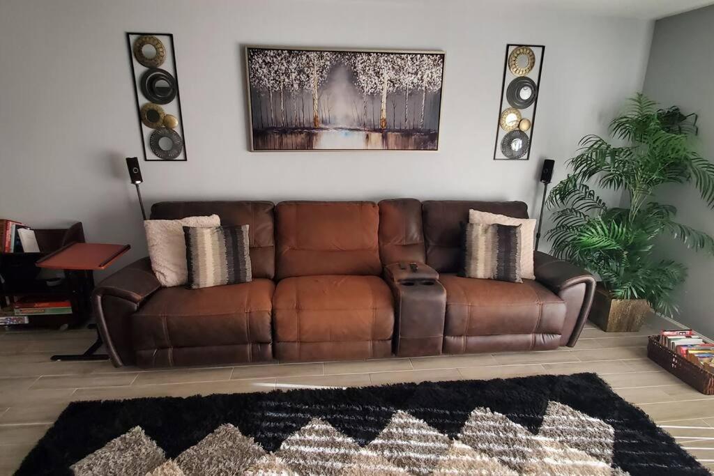 Fully Furnished, Beautiful, Spacious Two Bedroom Condo Lauderhill Eksteriør billede